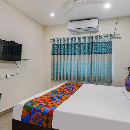 Fabhotel Jkc Grand - Hitech City Hyderabad Exterior photo